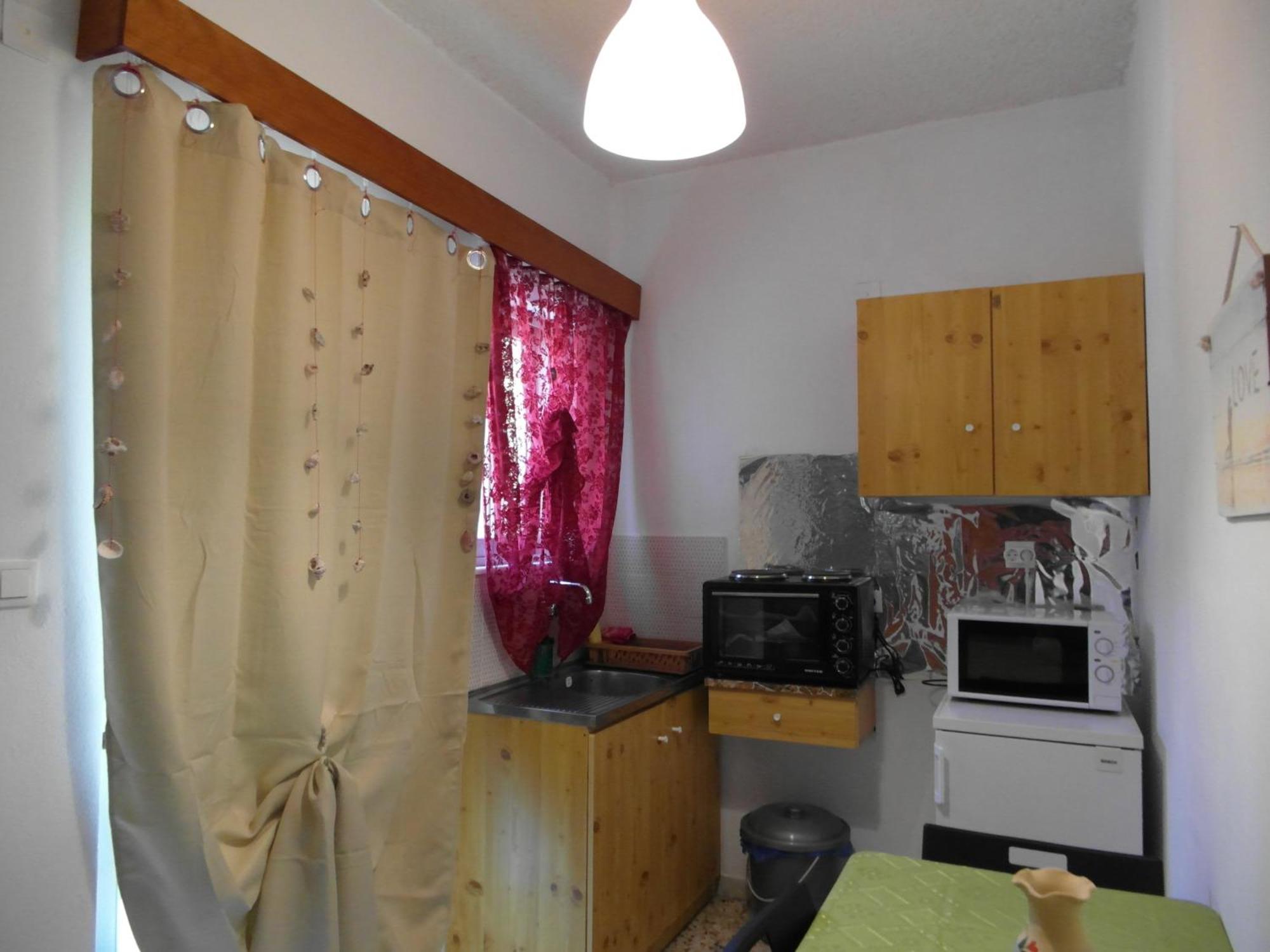Eri Studios Agia Marina  Rum bild