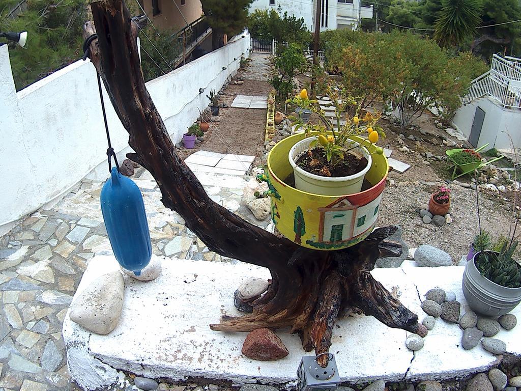 Eri Studios Agia Marina  Exteriör bild